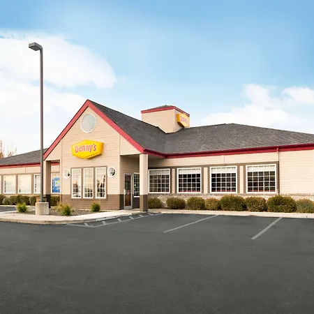 Best Western PLUS Peppertree Airport Inn 
