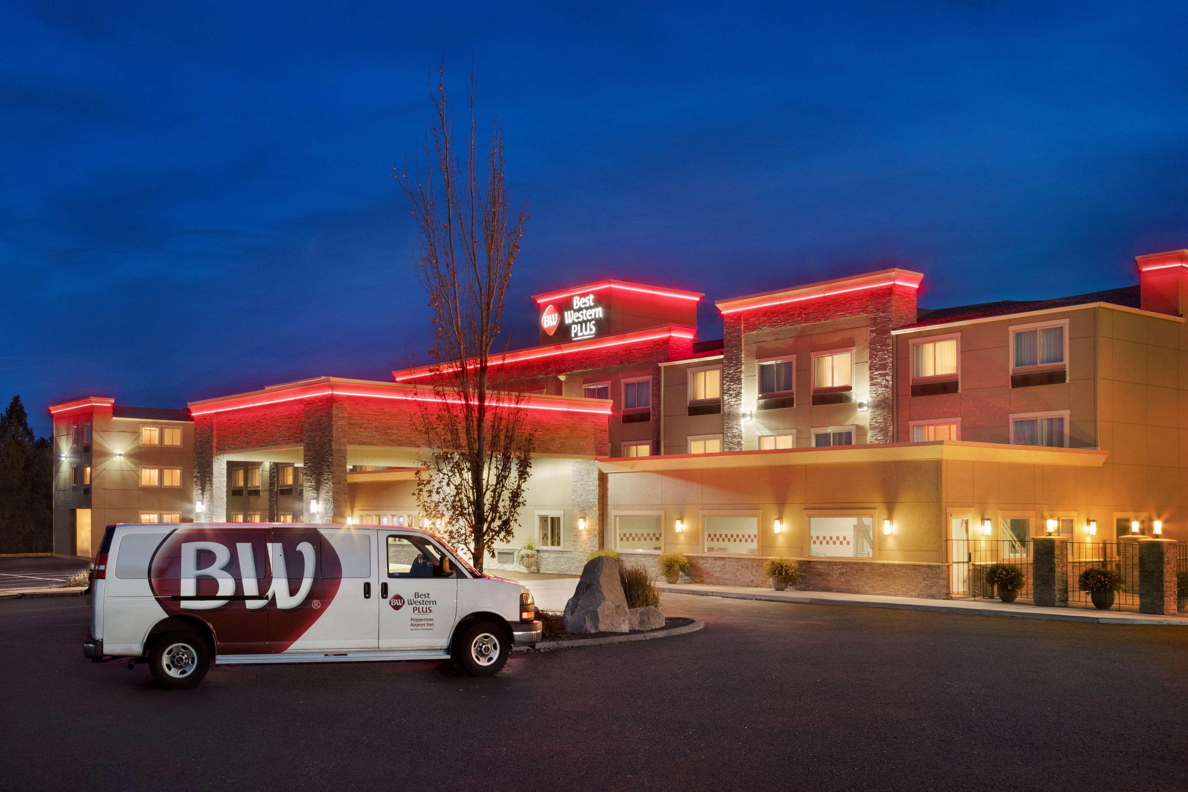 Western Peppertree Airport Hotel 3*