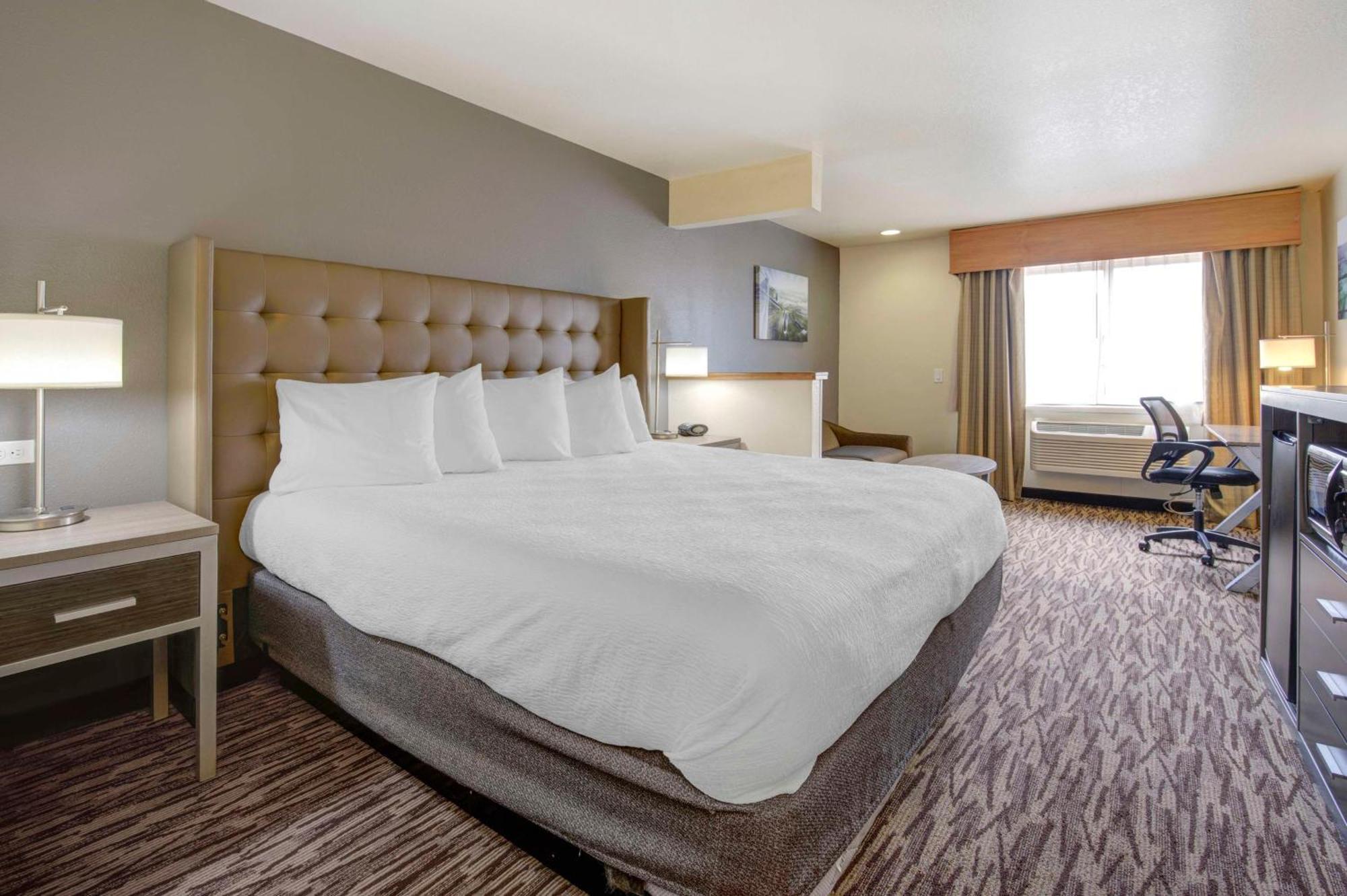 Hotel Western Peppertree Airport Airway Heights