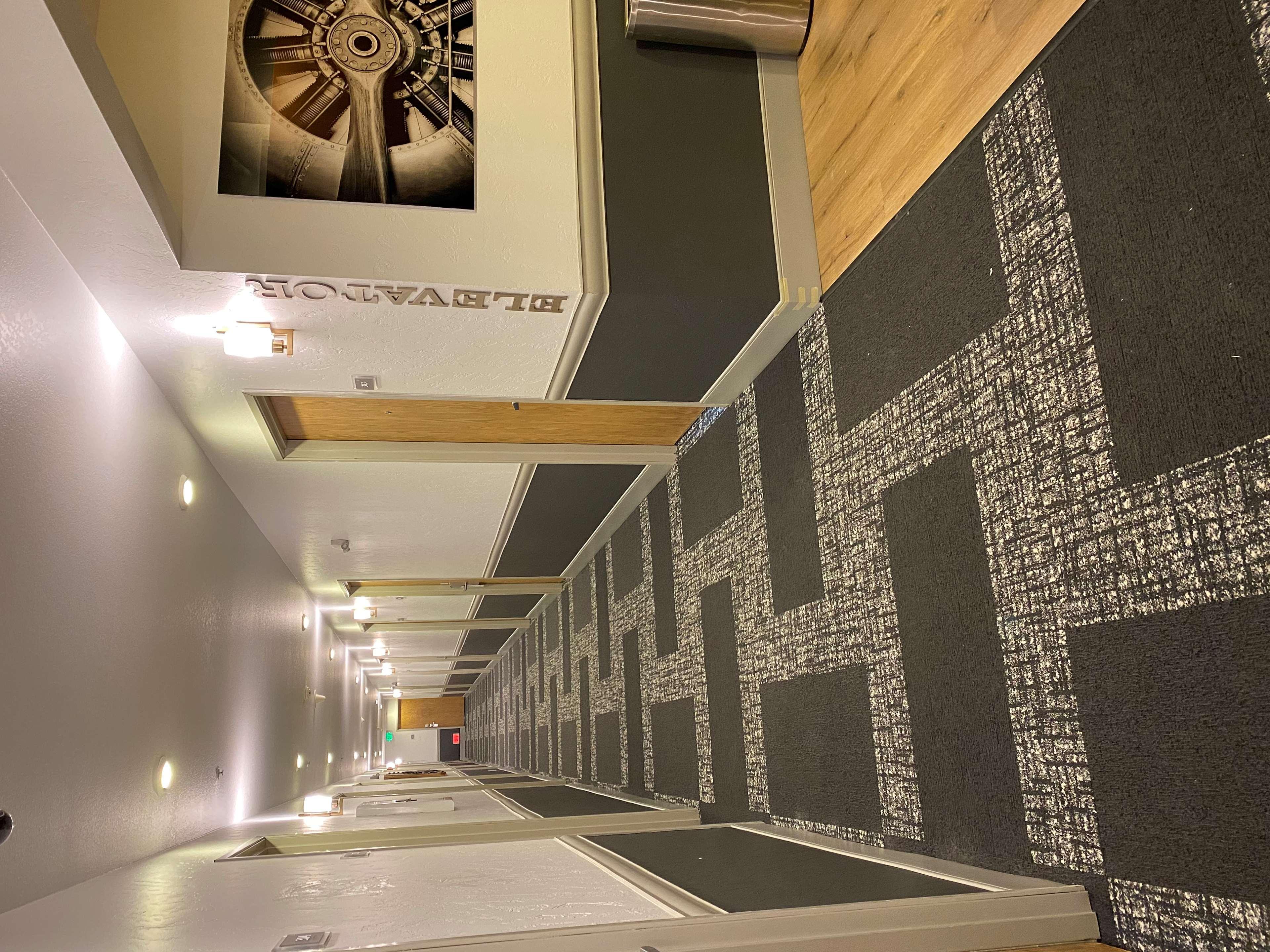 Western Peppertree Airport Hotel